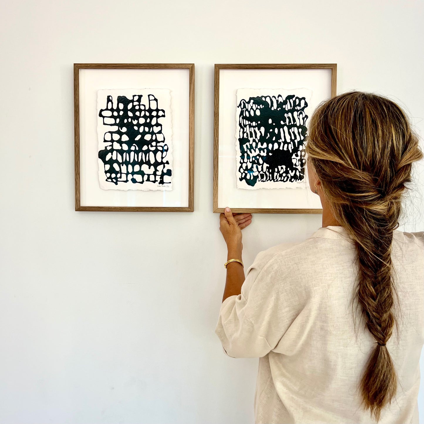 ODYSSEY 45.5 cm x 36 cm