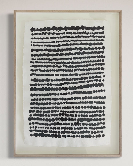 BLACK 104.5cm x 78.5cm